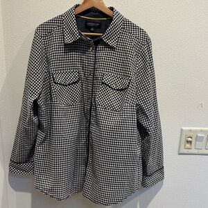 Jones New York Monochrome navy and white Gingham Button Down Shirt